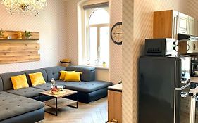 Apartment Nicol